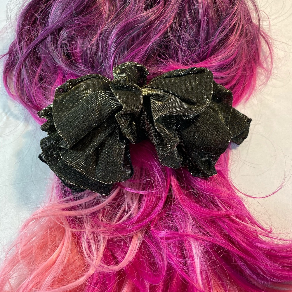 Black gold barrette oversize mesh hair vintage